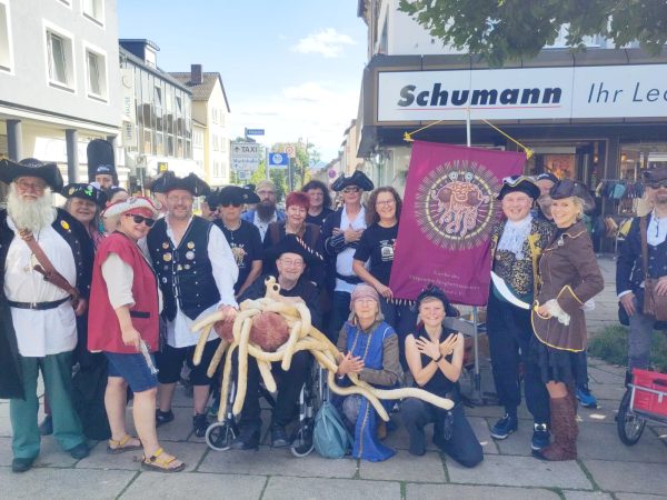 Gruppenfoto Pastafari 2023 in Kassel