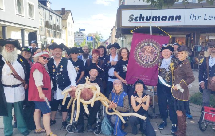 Gruppenfoto Pastafari 2023 in Kassel